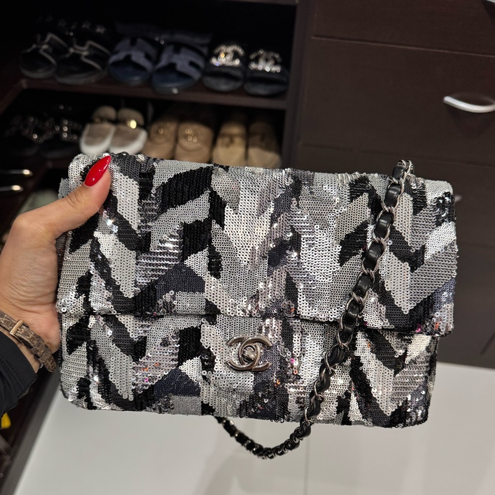 Chanel sequin flap bag